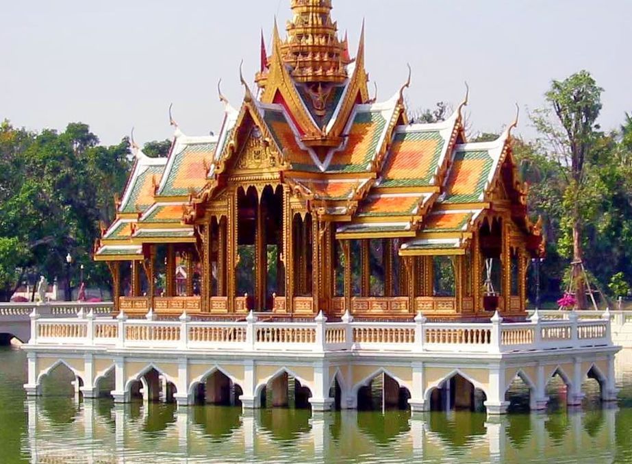 sightseeing tour in bangkok