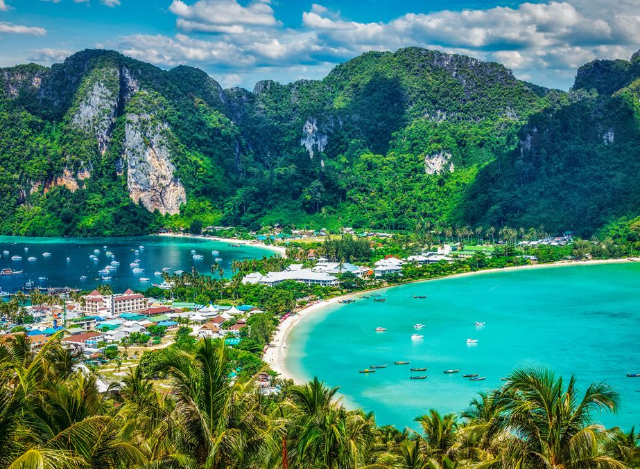 best time to visit thailand in august